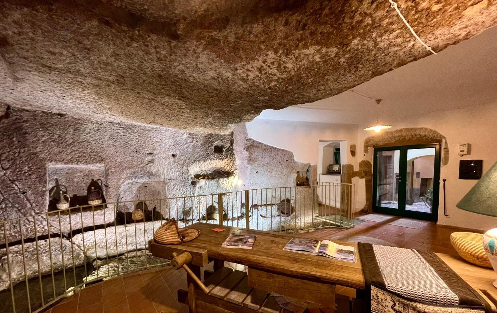 Sardinian Gallery Fonte Bosa Eksteriør billede